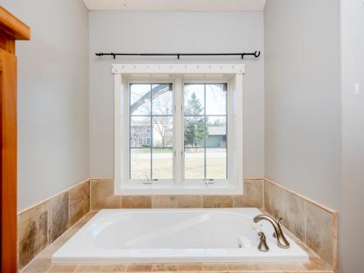1015 Sycamore Street W, Stillwater, MN 55082