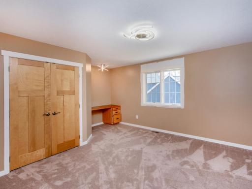 1015 Sycamore Street W, Stillwater, MN 55082