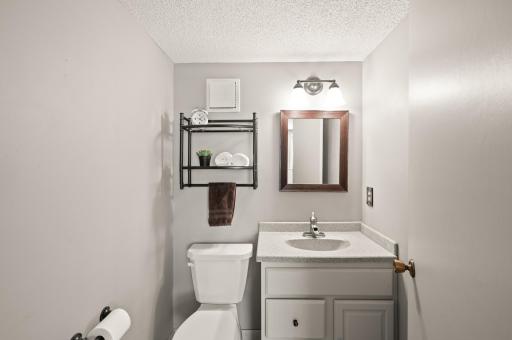 1902 Duck Pond Drive, Saint Paul, MN 55118