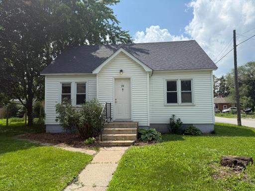 19 1st Avenue NE, Saint Joseph, MN 56374