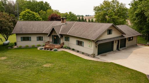 8706 Town Hall Road NW, Byron, MN 55920