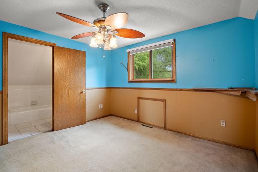 18121 N Diamond Lake Road, Dayton, MN 55327