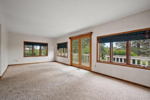 18121 N Diamond Lake Road, Dayton, MN 55327