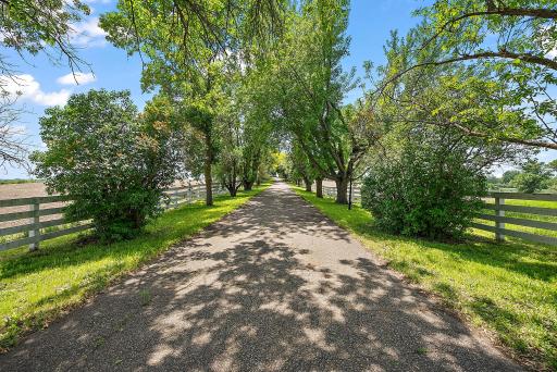 18121 N Diamond Lake Road, Dayton, MN 55327