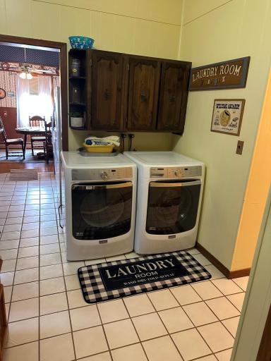 Photo for 406 Roberts Avenue NE, Warroad, MN 56763 - Listing #6731380 CDC136DF-D889-48A3-BFB9-23AC84499897.jpeg
