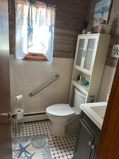 Photo for 406 Roberts Avenue NE, Warroad, MN 56763 - Listing #6731380 450F192D-4978-4A5A-928D-A1A1609F4CD5.jpeg