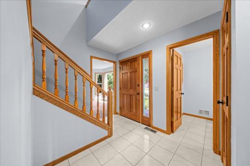 12065 Gantry Lane, Saint Paul, MN 55124