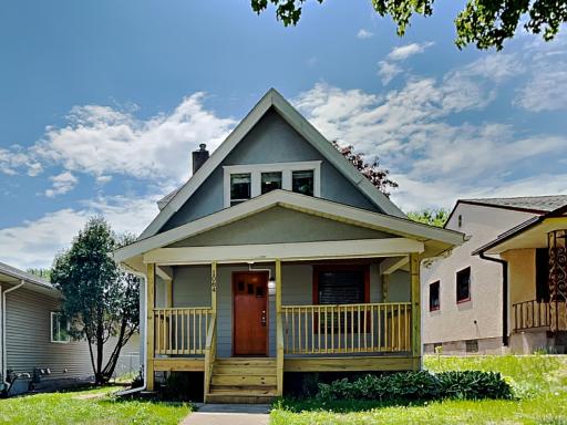 1084 Jenks Avenue, Saint Paul, MN 55106