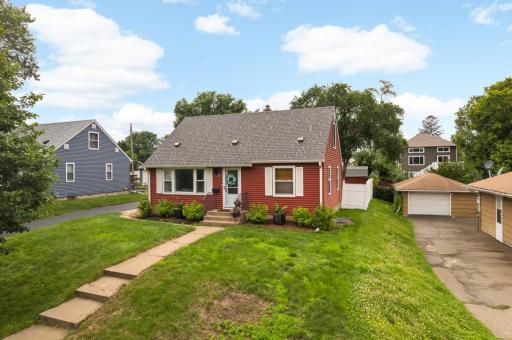 Welcome to mid-century living in East Richfield