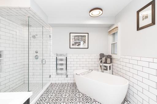 Custom designed Bath - with all the bells & whistles!
