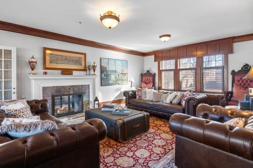 818 Summit Avenue, Saint Paul, MN 55105