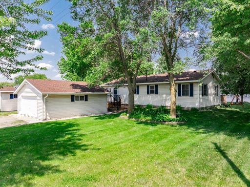 3832 Norris Avenue NW, Annandale, MN 55302