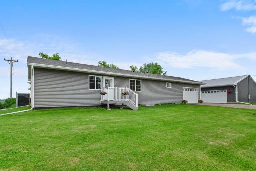 4406 409th Avenue NW, Braham, MN 55006