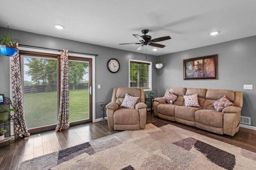 4406 409th Avenue NW, Braham, MN 55006