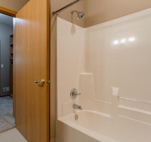 2230 Lower Afton Road E, Saint Paul, MN 55119