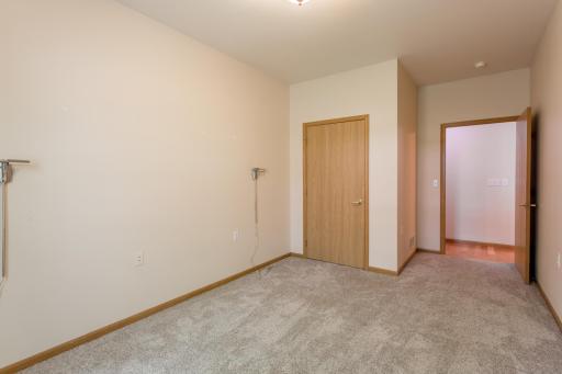 2230 Lower Afton Road E, Saint Paul, MN 55119