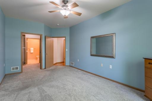 2230 Lower Afton Road E, Saint Paul, MN 55119