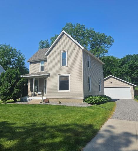 422 Dartt Avenue, Owatonna, MN 55060