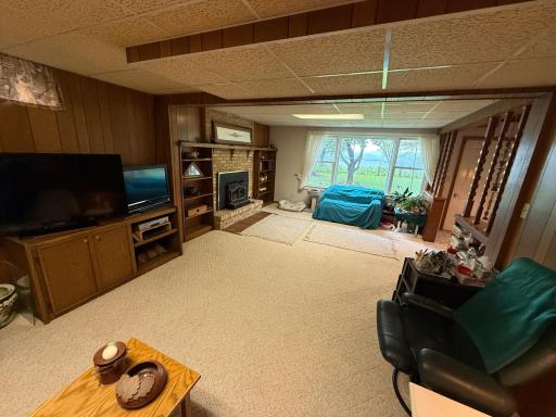 26813 Scenic Byway Road, Belle Plaine, MN 56011