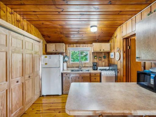 30202 Circle Drive, Breezy Point, MN 56472