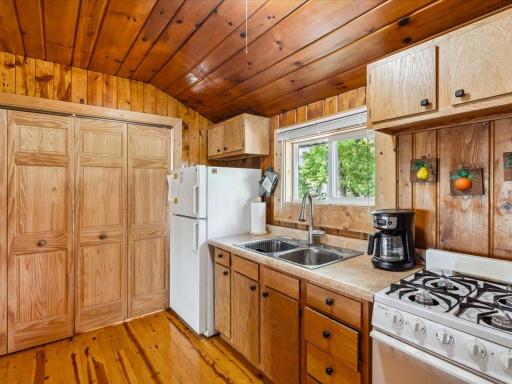 30202 Circle Drive, Breezy Point, MN 56472
