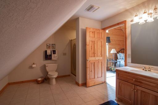 3/4 Loft bath