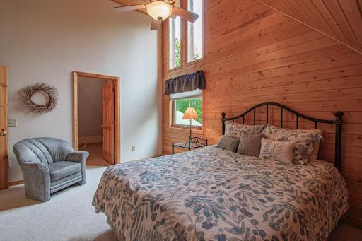 Convenience of bath off loft bedroom