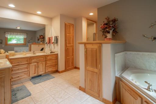 Full Bath off Primary BR