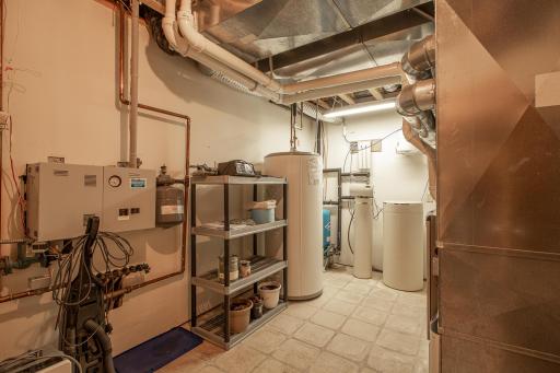 9x14 Utility area
