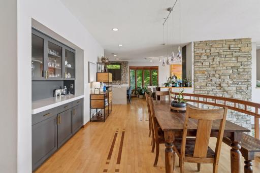 3850 Lone Cedar Lane, Chaska, MN 55318