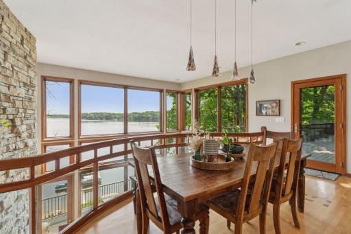 3850 Lone Cedar Lane, Chaska, MN 55318