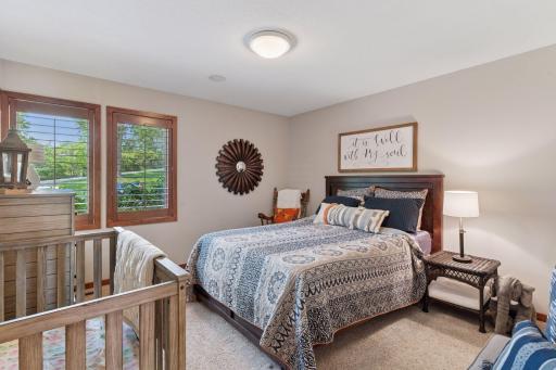 3850 Lone Cedar Lane, Chaska, MN 55318