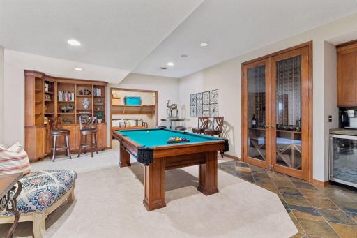 3850 Lone Cedar Lane, Chaska, MN 55318