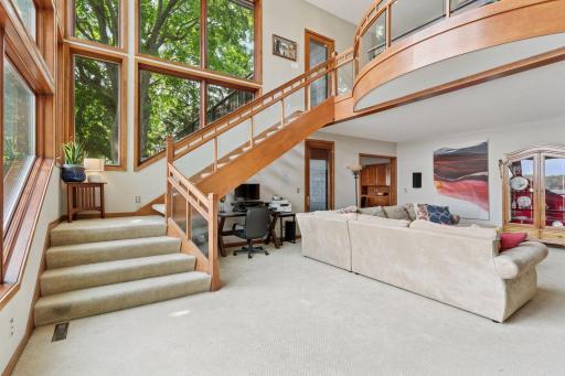 3850 Lone Cedar Lane, Chaska, MN 55318