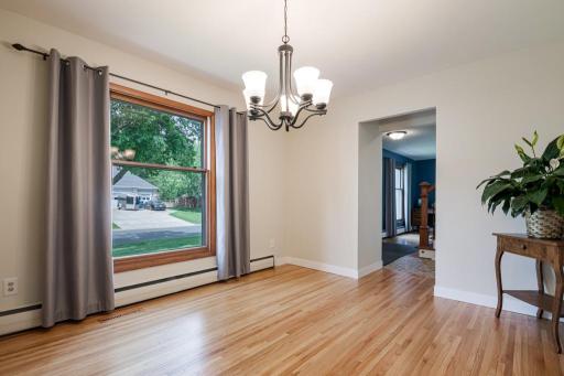 569 Driftwood Road, Saint Paul, MN 55112