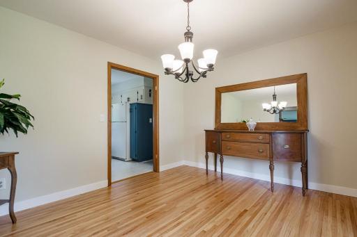 569 Driftwood Road, Saint Paul, MN 55112