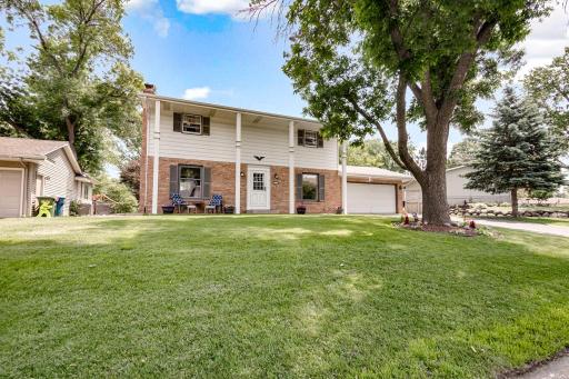 569 Driftwood Road, Saint Paul, MN 55112