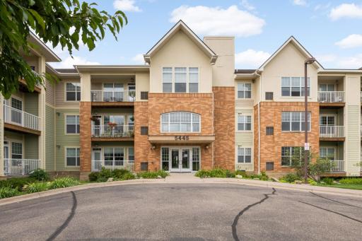 5445 Boone Avenue N, 114, New Hope, MN 55428