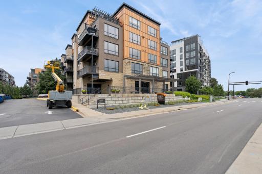 Welcome to The Loop—a stylish, modern condo building in one of Minneapolis’ most sought-after locations, just steps from lakes, trails, and top-tier dining.