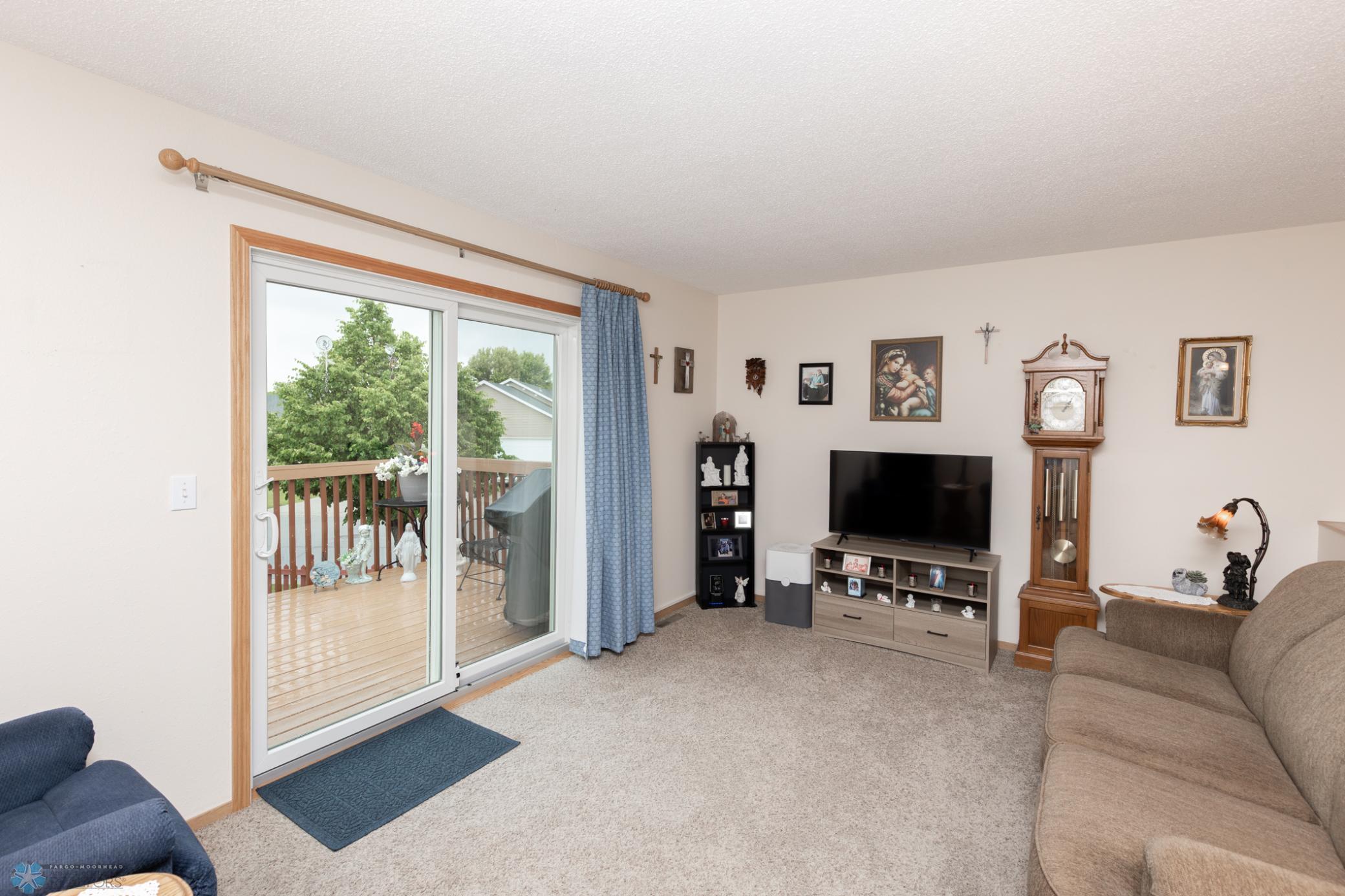 Living Room (upper)