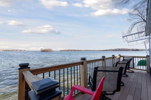 3100 Island View Drive, Mound, MN 55364