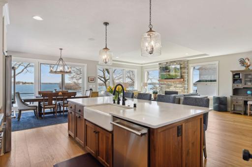 3100 Island View Drive, Mound, MN 55364