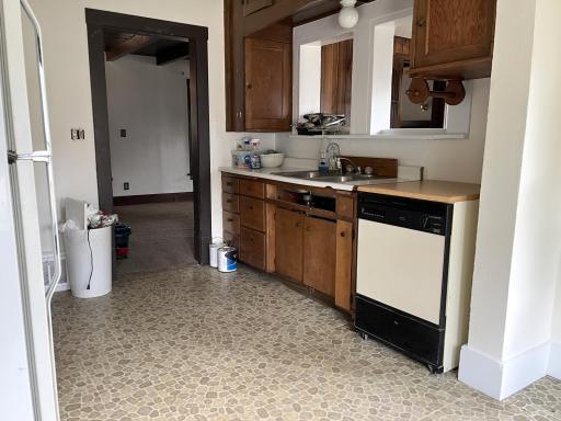 845 12th Street, Windom, MN 56101