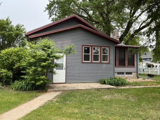 845 12th Street, Windom, MN 56101