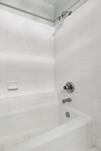 19001 Twilight Trail, Eden Prairie, MN 55346