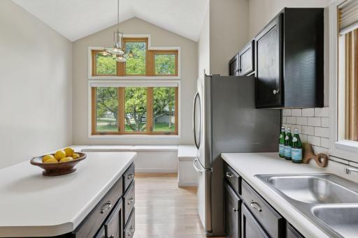 19001 Twilight Trail, Eden Prairie, MN 55346