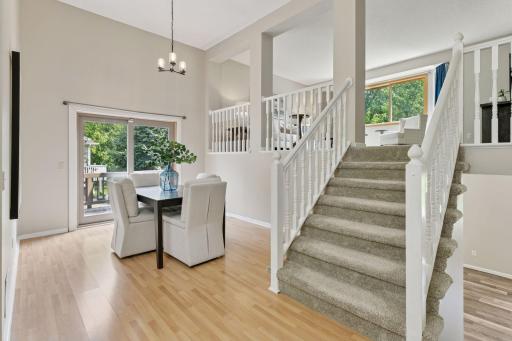 19001 Twilight Trail, Eden Prairie, MN 55346