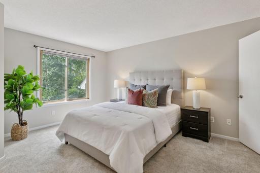 19001 Twilight Trail, Eden Prairie, MN 55346