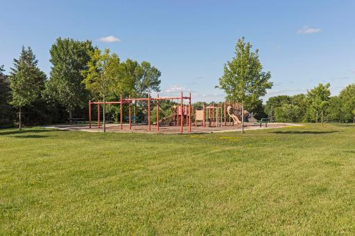 19001 Twilight Trail, Eden Prairie, MN 55346