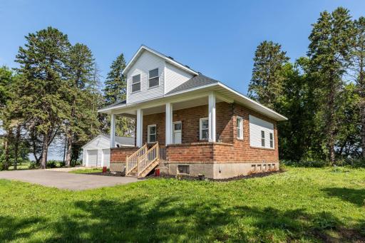 41549 County 8 Boulevard, Zumbrota, MN 55992